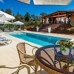 Design In With Private Pool אלבופיירה