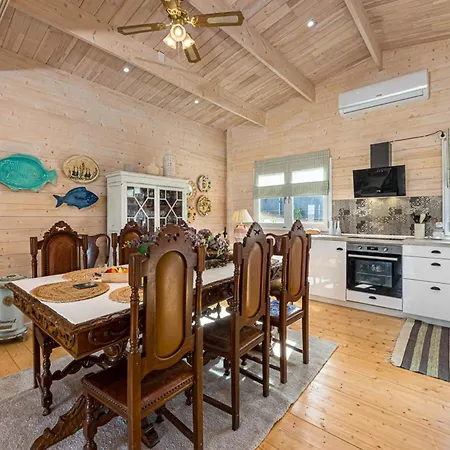 Dağ evi Design In With Private Pool Albufeira