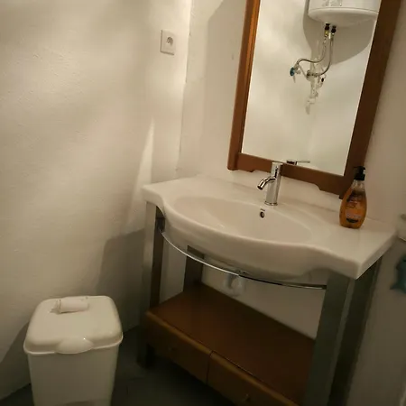 Design In With Private Pool Horská chata *