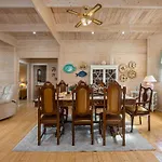 シャレー Design In With Private Pool *